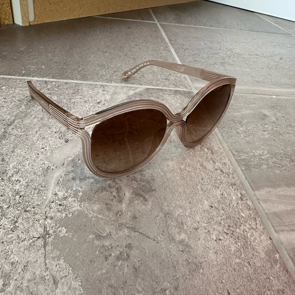 Chloe Women's Sunglasses - Picture 11 of 12